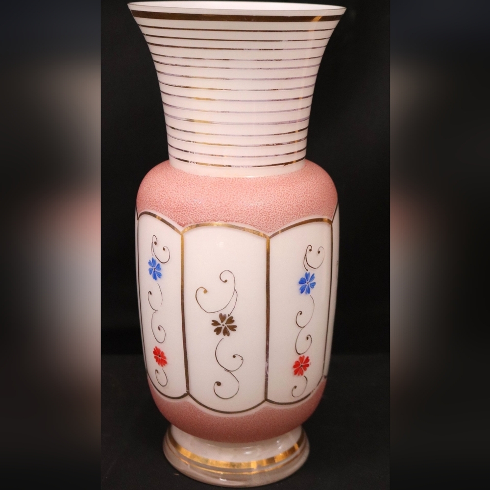 Glass Floral Vase